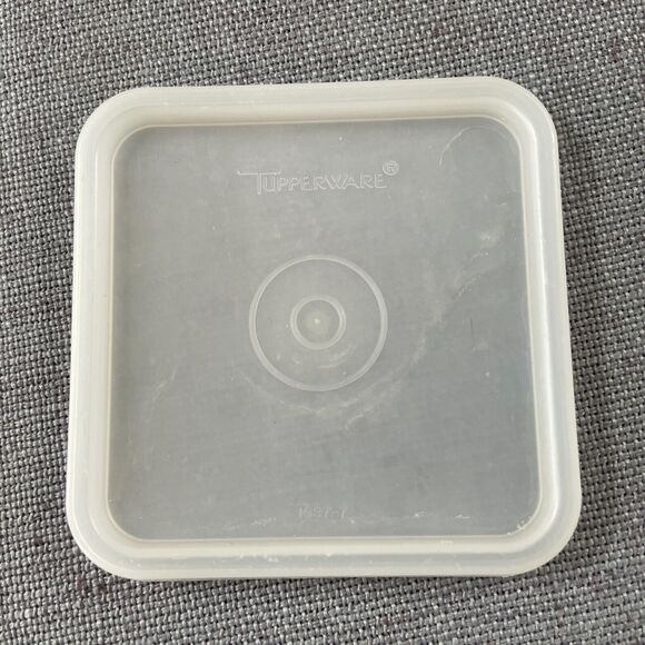 Tupperware Cheese Keeper In Almond Container 3 PC 9.5" x 3.5" x 3.5" Vintage - Picture 5 of 9